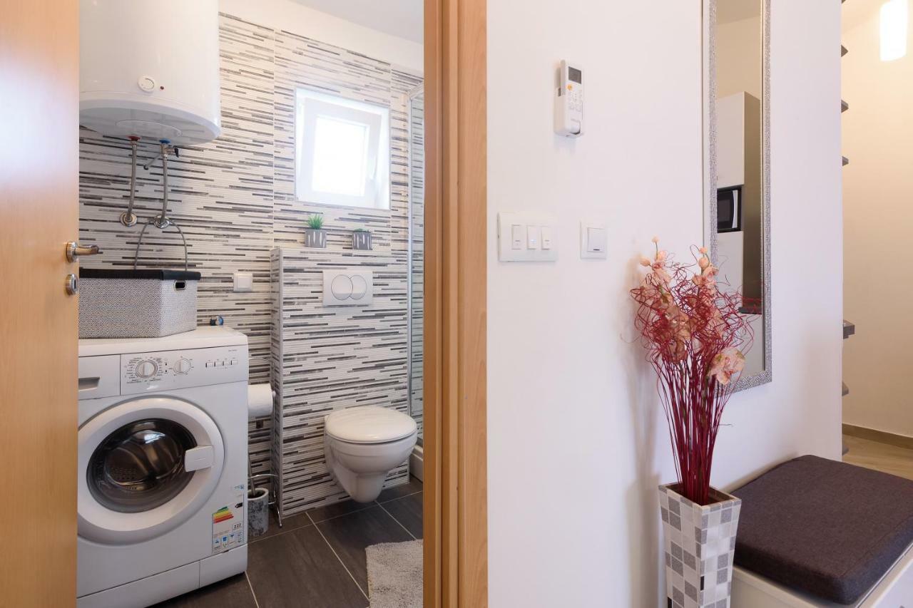 Apartmani Judita Zadar Zewnętrze zdjęcie