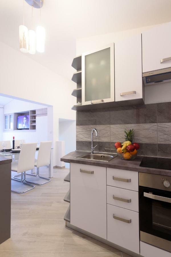 Apartmani Judita Zadar Zewnętrze zdjęcie