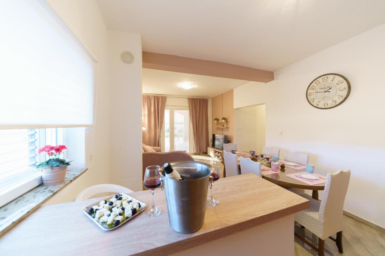 Apartmani Judita Zadar Zewnętrze zdjęcie